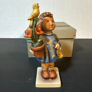 Goebel Hummel 17/0 “Congratulations” Figurine 1971 W. Germany with Box - Picture 1 of 6