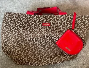 DKNY Beige & Red Grab Bag/Handbag Shoulder Bag Shopper Tote with coin purse - Picture 1 of 6