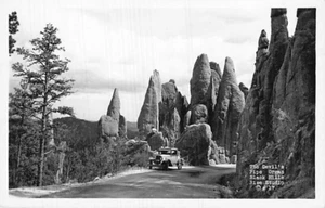 Postal SD: RPPC Devil's Pipe Organ, Black Hills, Dakota del Sur, foto en blanco y negro - Imagen 1 de 2