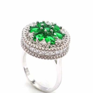 One Of A Kind Flower Cluster Design Vivid Green Emerald & White CZ Women's Ring - Picture 1 of 3