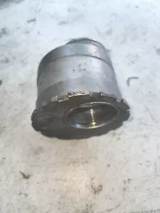 98-01 HONDA INTERCEPTOR VFR800 REAR SINGLE SIDED SWINGARM Bearing Hub. - Picture 1 of 3