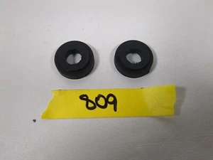 Upper Rear Mount Bushing Pair, TR7 TR8, Moss 072-241 - Bild 1 von 1