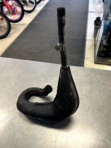2001 HONDA CR80R CR 80  USED 2 STROKE EXHAUST PIPE/ EXPANSION CHAMBER - Picture 1 of 10