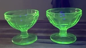 2 Hazel Atlas Colonial Block Sherbet Green Uranium Champane Pair Glasses 3” - Picture 1 of 5