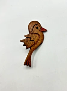 Spilla uccellino vintage fatta a mano in legno - Foto 1 di 8
