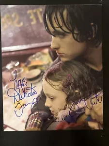 DAKOTA FANNING & JUSTIN CHATWIN WAR OF THE WORLDS SIGNED AUTOGRAPHED 8x10 PHOTO - Picture 1 of 3