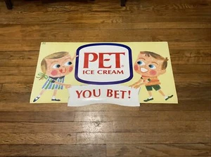 Letrero de papel vintage de los años 60 PET ICE CREAM de 17" x 33" póster de tienda de comestibles ¡Apuestas! - Imagen 1 de 7