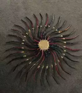 Scultura unghie vintage firmata Ron Schmidt brutalista Sunburst girandola arte da parete. - Foto 1 di 5