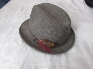 VTG men's Fedora tweed Dobbs Fifth Avenue HAT size 7 3/8 lined feather band - Picture 1 of 5
