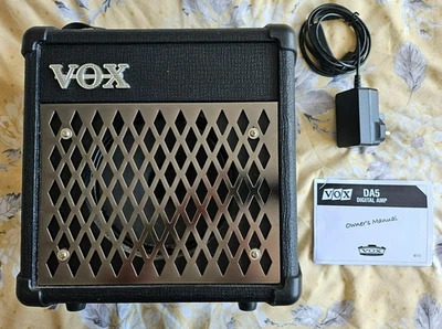 Vox DA5 5W Guitar Amp Amplifier with Effects - Image 1 of 4