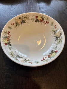 ROYAL DOULTON ENGLAND "MIRAMONT" 6 3/4" Coupe Soup Cereal BOWL TC1022 China - Picture 1 of 3