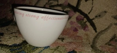 Taza de té devocional Pottery Barn gres rosa letras inspiradoras Foto 1 de 4