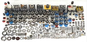 COLLECTION DE 145 OUTILS DE COUPE POUR MACHINES DE FRAISAGE. XX SIECLE. - Picture 1 of 1