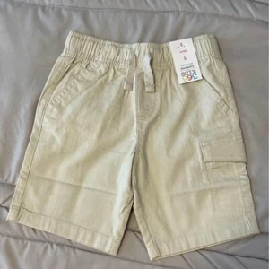 NEW Boy’s/Youth Uniform Shorts, Cargo Shorts, Khaki/Beige, Size 5 - Picture 1 of 2
