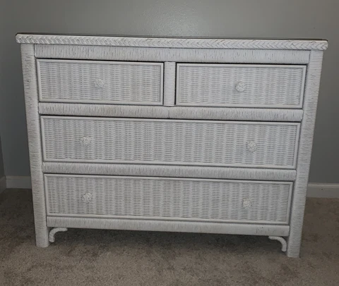 WHITE WICKER Dresser Chest HENRY LINK  4 Drawer + Heavy GLASS TOP USA Made 1988 Cover