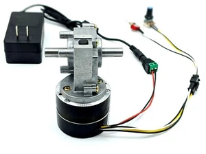 AC 110-220V Velocidad ajustable variable 25 RPM Motor de engranaje de doble eje DC sin escobillas - Imagen 1 de 3