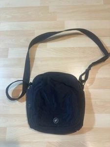 Pacsafe Metrosafe 200 Black Crossbody Shoulder Bag RFID Anti Theft Slashguard - Picture 1 of 3