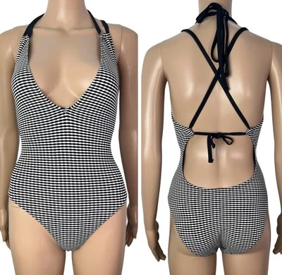 Terno de banho com tiras preto e branco estampa Gingham sólido e listrado tamanho P - Imagem 1 de 4