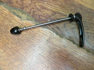 NOS ZIPP QUICK RELEASE FRONT WHEEL SKEWER - BLACK - Picture 1 of 3