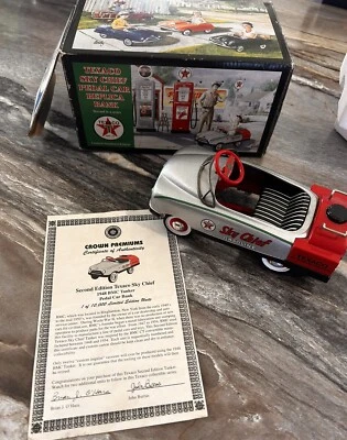 Crown Premiums Texaco 1948 BMC Oil Tanker Stock #48 BMC Tank 06 2nd In Series - Image 1 of 4