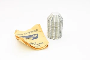 Vintage 3 Mini Aluminum Jello Molds Tart Molds Cake Molds Crafts Molds - Picture 1 of 14