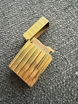 Accendino S.T. DUPONT Ligne 1 Placcato oro, Lighter, Vintage - Immagine 1 di 4