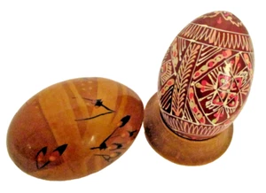 Lot of 2 Vintage Handcrafted Wooden Eggs w/Stand (SKU# 2588) - Picture 1 of 3