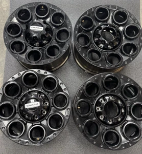 NEW TAKE OFFFord F250 F350 Super Duty 8 Lug Factory Black 20" Wheels W/ CAPS - Picture 1 of 5