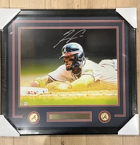 Ronald Acuña Jr Braves Signed 16x20 Photo Beckett COA - Framed! - Picture 1 of 5