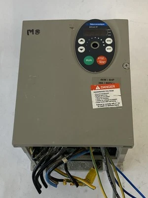 Telemecanique ATV31HU40N4A Ac Drive V1.2 Ie03 5HP 4 Kw 380/500v Foto 1 de 4
