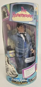 Poupée Exclusive Première The Honeymooners Ralph Kramden 1997 édition limitée neuve - Photo 1/13