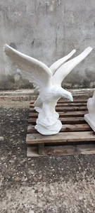 STATUA AQUILA PICCOLA IN CEMENTO E POLVERE DI MARMO NO PIETRA ARREDO GIARDINO - Picture 1 of 10