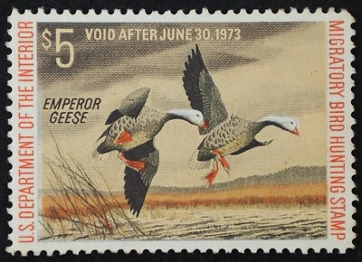 U.S. Mint Stamp Scott #RW39 $5 Federal Duck Hunting XF - Superb. Hinged. Choice! - Image 1 of 2
