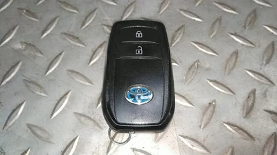 Used Toyota Genuine Smart Key 007-AH0011 Yaris/Yaris Cross OEM - Image 1 of 3