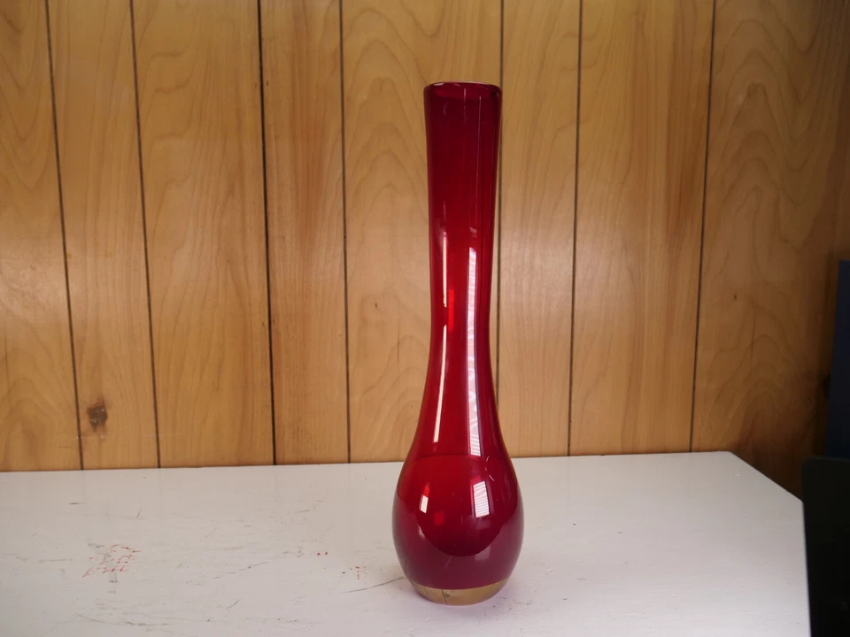Pier 1 vaso de vidro vermelho rubi soprado à mão grande decoração de mesa 17" Tailândia - Imagem 1 de 4