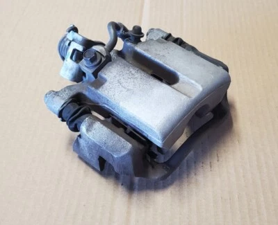 Pinza de freno y soporte trasero izquierdo Buick Lacrosse 2005-2009 Foto 1 de 4