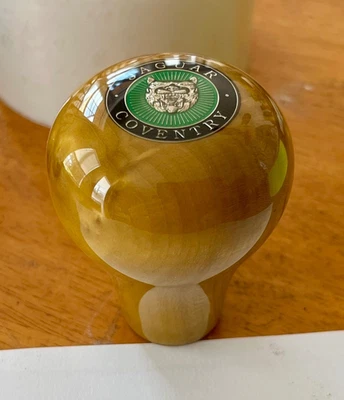 JAGUAR Coventry Wood Gear Shift Knob XJ6,XJS,XJ8,XK8,XKR,V8,S-Type,X-Type,XK,VDP - Image 1 of 2