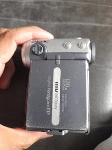 SONY DCR-IP7 MICROMV Handycam Bluetooth 120x Digital Zoom jp - Photo 1 sur 17