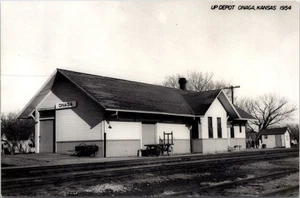 UP Railroad Train Station Depot Onaga, KS Kansas Postcard RR Tracks - Picture 1 of 2