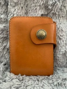 Oferta por tiempo limitado: Cartera plegable de cuero RED MOON - Imagen 1 de 4