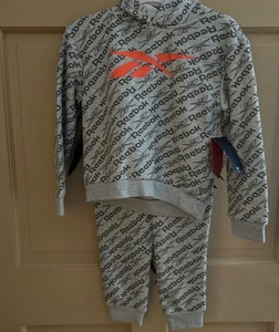 Reebok 2 Piece Hoodie & Jogger Set Size 6 - Picture 1 of 5