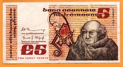 Ireland VF Note 5 Pounds 1979 P-71c Sigs. C. H. Murray & Tomás F. Ó Cofaigh Cover