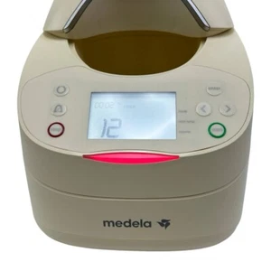 Medela 87115 Waterless Milk Warmer Powers On but has error, For Parts Great Cond - Picture 1 of 17