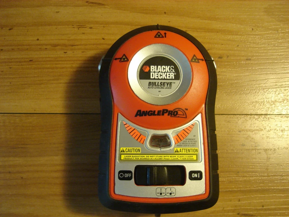 Black & Decker BullsEye BDL170 Auto-Leveling Laser With AnglePro - Image 1 of 4