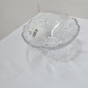 Mikasa 5" Snowflake Footed Bowl Candy Dish Trinkets - Picture 1 of 6