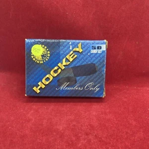 1995 Topps Stadium Club Members Only 50 Card Hockey Boxed Set - Picture 1 of 8