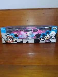 DISNEY RACING ACROSS AMERICA #5 DAYTONA 2005 - PINK MINNIE MOUSE - Picture 1 of 7