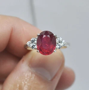 L'ANELLO IN ARGENTO 925 CON RUBINO ROSSO NATURALE 3,20 CT - Foto 1 di 5