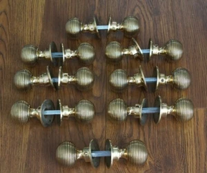 SOLID BRASS DOOR KNOBS - SET OF 8 PAIRS "BEEHIVE" STYLE - Picture 1 of 8