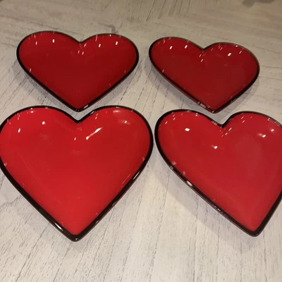 "JUEGO DE 4 platos de aperitivo de postre rojo con borde negro de 8"" de ancho" Foto 1 de 4